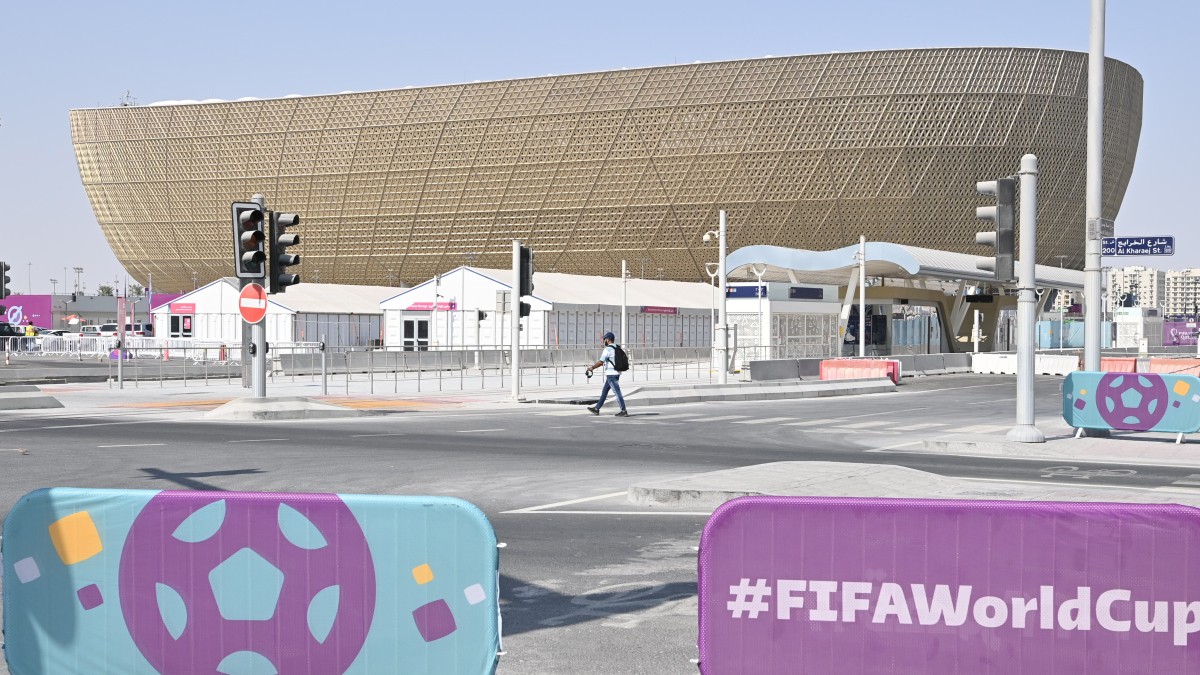 サッカーワールドカップカタール歴史的大会の開幕戦と開会式ここからすべてが始まった FIFAワールドカップカタール大会「Esquire」の写真日記（最終日）