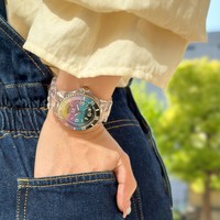 アイスウォッチ新作「アイス クリアサンセット」のデジタリズム（ビヨンクール提供）