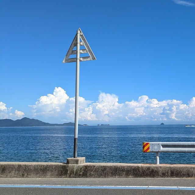 しまなみ海道をサイクリング中に見た夏の光景／おれんぢさん（@0r4n9e__）提供