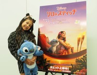 「リロ＆スティッチ」で主人公のリロを演じたマイア・ケアロハ