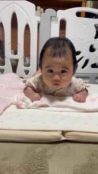 お兄ちゃんに可愛がられているという0歳の妹（R-Sさん提供）