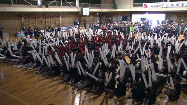 平昌オリンピック　母校の児童ら田中刑事選手に声援　岡山