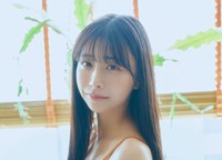鈴木優香 SPA!デジタル写真集「艶めく肉厚の葉」（扶桑社）より＝提供／週刊SPA!編集部 撮影／岡本武志 ヘアメイク／山下景子 スタイリング／和田千星
