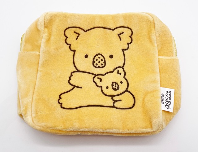 「コアラのマーチ　ポーチ」　©️LOTTE/コアラのマーチプロジェクト