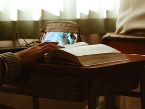 知り合い0人、孤独から始まる酷な経験。転校生へのケアを提案したい