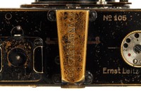 ライカの生みの親、OSKAR BARNACKの名前が刻印されている（ライカカメラジャパン提供）