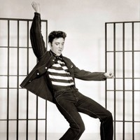 プレスリーやビートルズの曲を皆で熱唱、肺疾患に効果あり