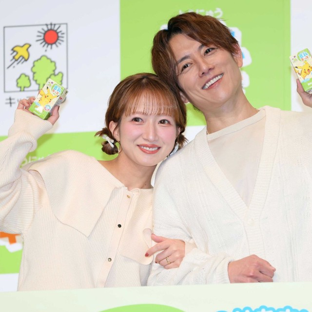 杉浦太陽（右）と辻希美＝2026年