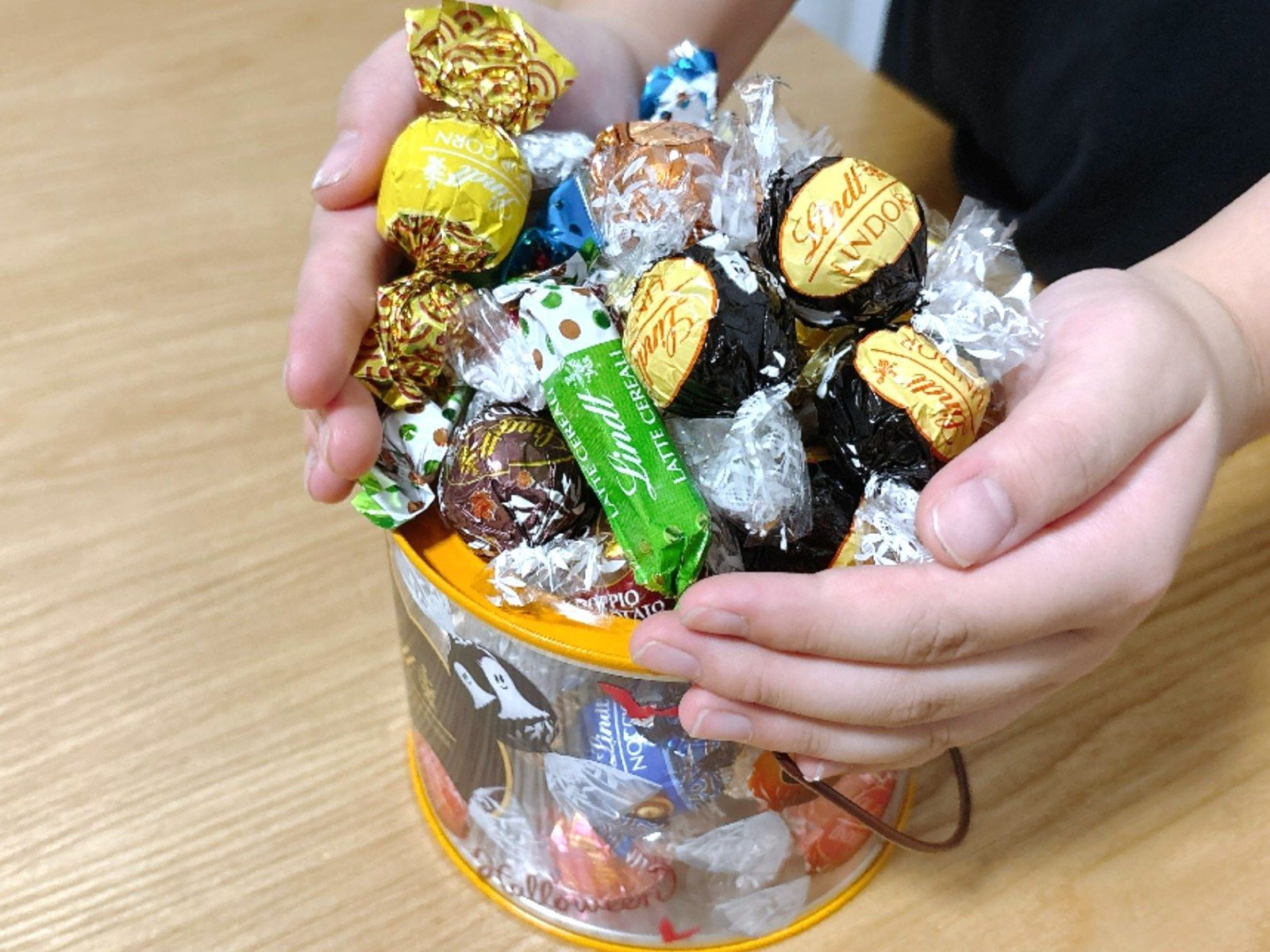 詰め放題　りーたん 店員さんも驚愕。最大約54%OFFになった【リンツ】「PICK&MIX詰め放題