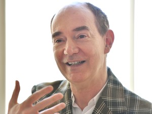 【ロバート キャンベル】「迷惑」と「お互いさま」、かくもグレーな境界