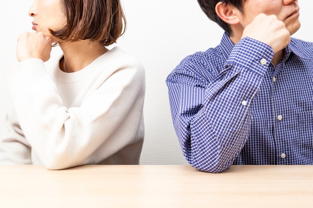 半数以上が「できれば熟年離婚したい」と回答　※画像はイメージです（years/stock.adobe.com）