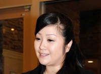 小向美奈子＝2017年5月撮影