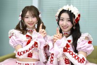 辻野かなみ（左）と杏ジュリア(撮影・金居みつよし）