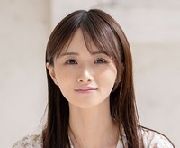 泉ももか写真集『恋心』（撮影：上野 勇、税込4400円、発行・発売：大洋図書）