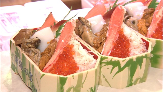 うまみたっぷりの毛ガニ、ステーキにスイーツ…北の食が大集合　北海道物産展