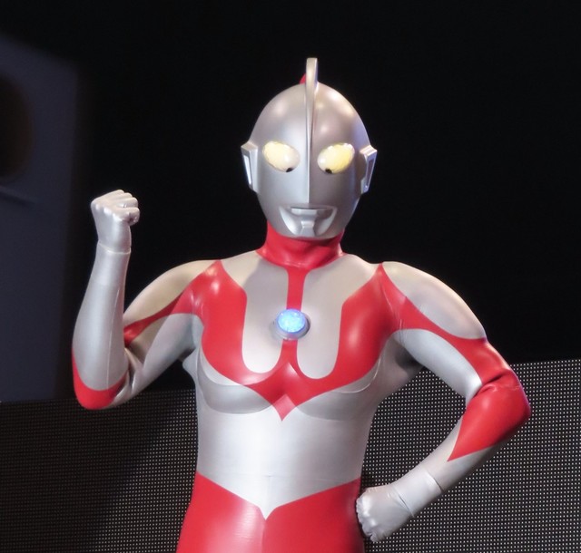 ウルトラマン