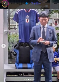 渋谷の“名所”となった森保一監督との2ショットポイント＝Amazing JIRO氏のインスタグラム＠amazing_jiroより