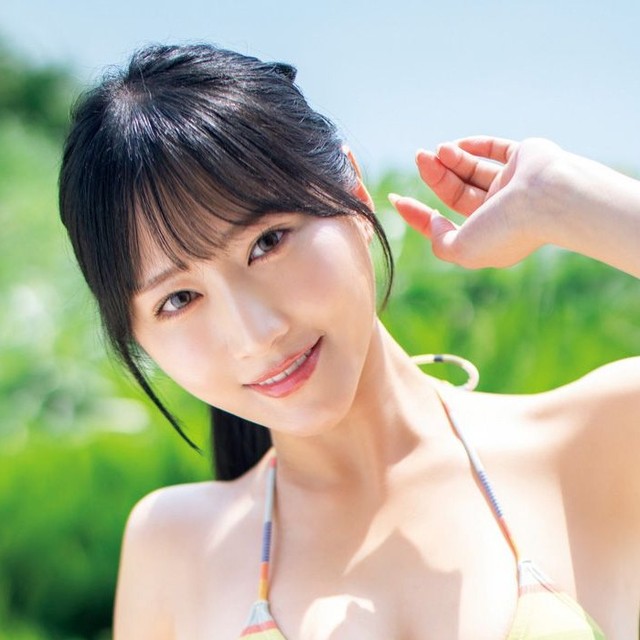 「FLASH」（26年9月15日発売号）に登場した川瀬もえⓒ光文社／週刊FLASH（写真・佐藤佑一）