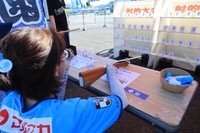 カマタマ10000人祭り！縁日（カマタマーレ讃岐提供）