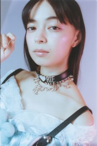 上國料萌衣（アンジュルム）