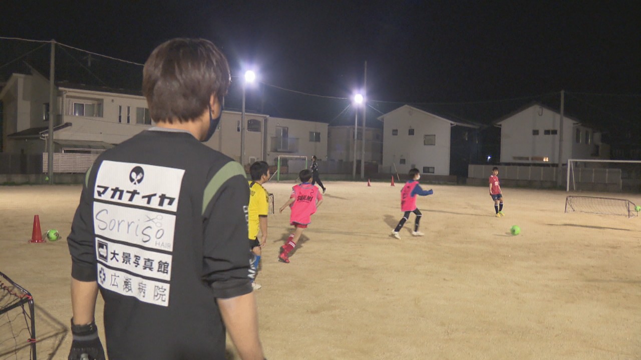 元jリーガーが教えるサッカースクール 子どもたちの 個の能力 を上げ 香川県からプロ選手を Ksbニュース Ksb瀬戸内海放送