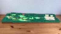 【写真】総数５３４本の木を含む圧巻の光景！「ポケットモンスター金・銀」ワカバタウン～２９番道路のジオラマ全体図（UMAさんツイッターより）