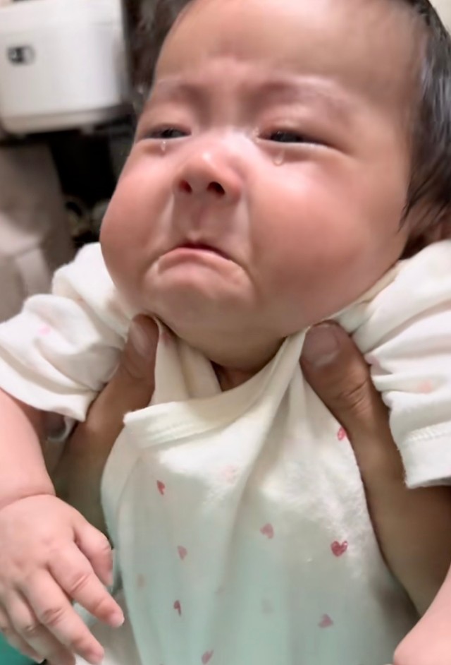 ゆあちゃんの目から大粒の涙が…！（提供：@yuaremudoublesさん）
