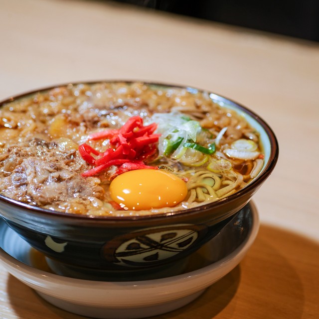 朝から注文殺到⁉︎ 立ち食いそば屋『豊はる』の<br>パイカ×ひたち農園の奥久慈卵でスタミナチャージ＠小川町駅