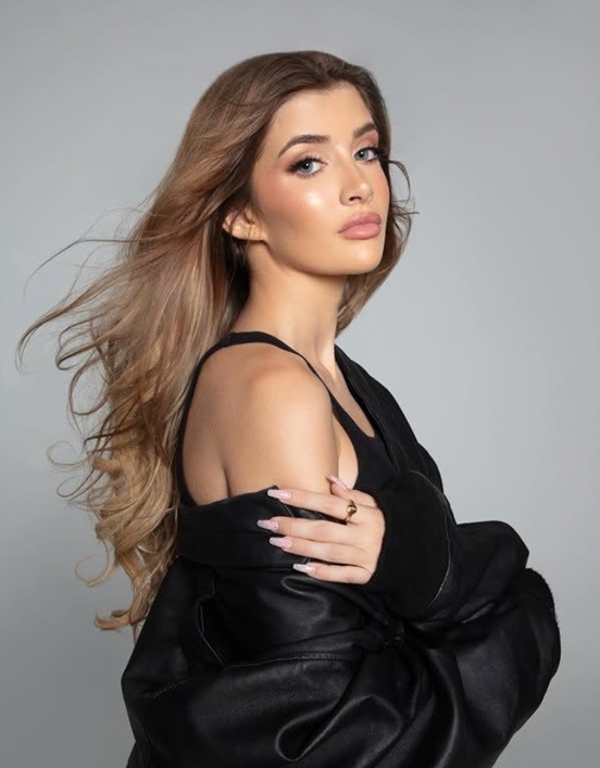 サミ・シーンのインスタグラム＠samisheenより