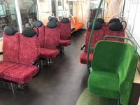 座席や進行方向にかかわらず座りやすい