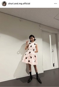 趣里インスタグラム＠shuri.and.mg.officialより