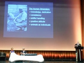 食用の動物にも快適な生活　動物福祉の意識高いヨーロッパ