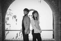 作曲家・松本俊明（左）と中江有里が結成した音楽ユニット「スピン」。映画「道草キッチン」の挿入歌も提供した