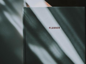 論文を書く時が来た。完璧主義から遠い私は目標のために計画を立てる