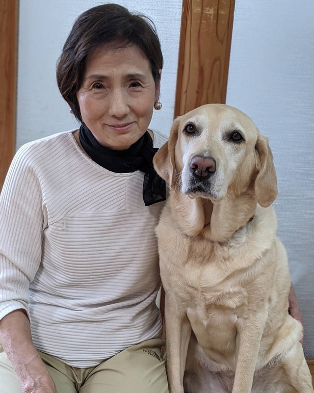 現在のパートナー、2代目盲導犬ベーチェルと（写真はすべてセアまりさん提供）