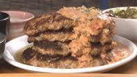 形は悪いけど味は一級品！ご飯が進むふわふわハンバーグ　スパイシーな岡山カレーも一緒に【ほっとマルシェ】