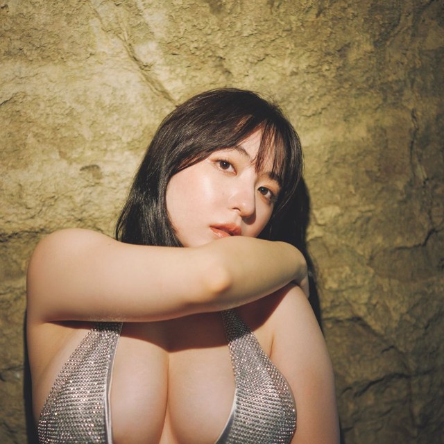 「週プレ」に登場した麻倉瑞季© HIROKAZU／集英社