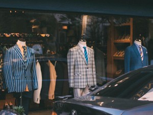 スーツから私服になった会社で得た親しみを、政治の世界でも感じたい