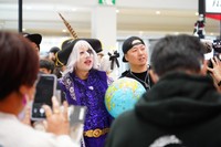 「東京モーターサイクルショー2026」に来場したゴー☆ジャス