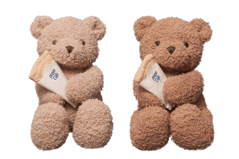 ジェラート ピケ カフェ新作】クマがクレープを抱っこしてる！ 「ふわ