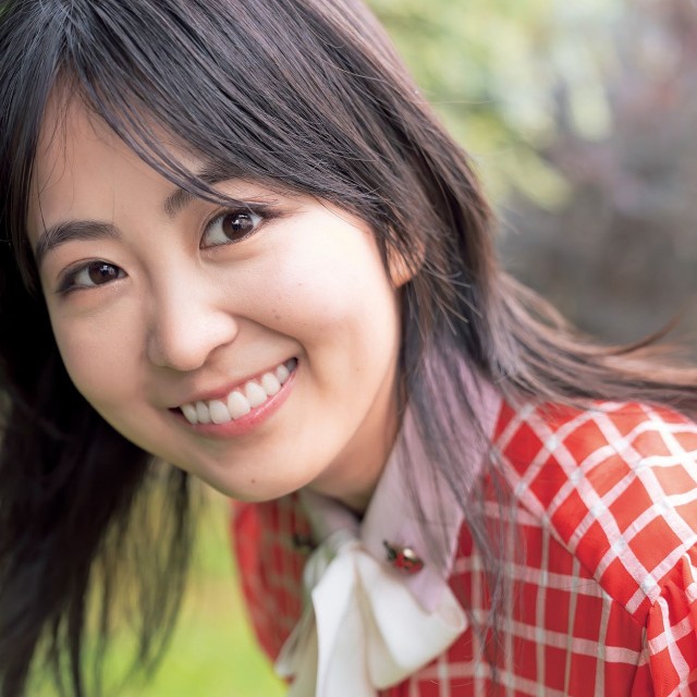 福井梨莉華（撮影／唐木貴央　ヘアメイク／中村未幸　スタイリング／KAN）