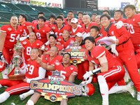 日本大学PHOENIX まとめ売り アメフト - 1年生QBが躍動 日本大学フェニックスが関西学院大を下して