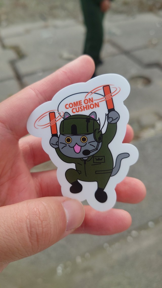 これは…現場猫？このキャラクターはアメリカ軍のLCACでも利用されているそう