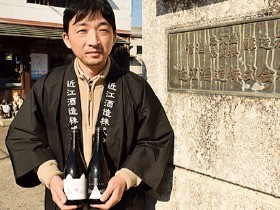 猫好きが高じて作った清酒「ねこ正宗」、ほのかな甘みで人気