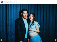 2022年12月に結婚と第1子妊娠を発表した白幡いちほさん（右）。夫で格闘家の木内“SKINNY ZOMBIE”崇雅さんと2ショット披露（白幡いちほさんのインスタグラムから）