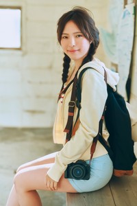 NGT48・大塚七海の1st写真集より©KADOKAWA／写真：岡本武志