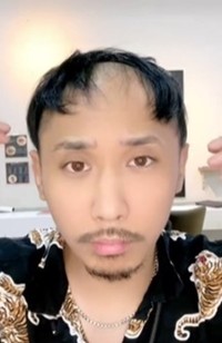 ウィッグ装着前／かつらニキ（ノゾエタカシ）さん（@katsuraniki）提供