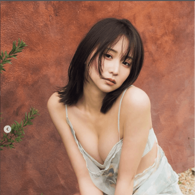 「FLASH」（26年5月19日発売号）に登場した永尾まりやのオフショット　本人のインスタグラム（@mariyagi_san）より