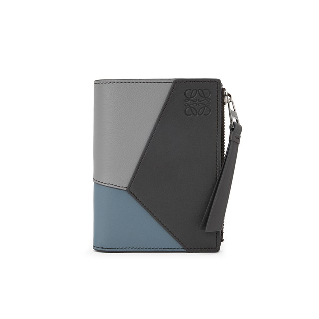 新年度に向けて新調したい“春財布” おすすめ20選<br>【ロエベのパズル スリム コンパクト ウォレット】