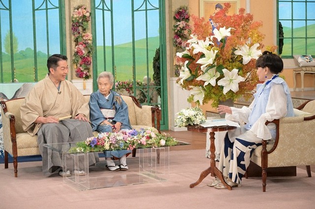 黒柳徹子さん（右）とトークを繰り広げる玉川祐子さん、太福さん
